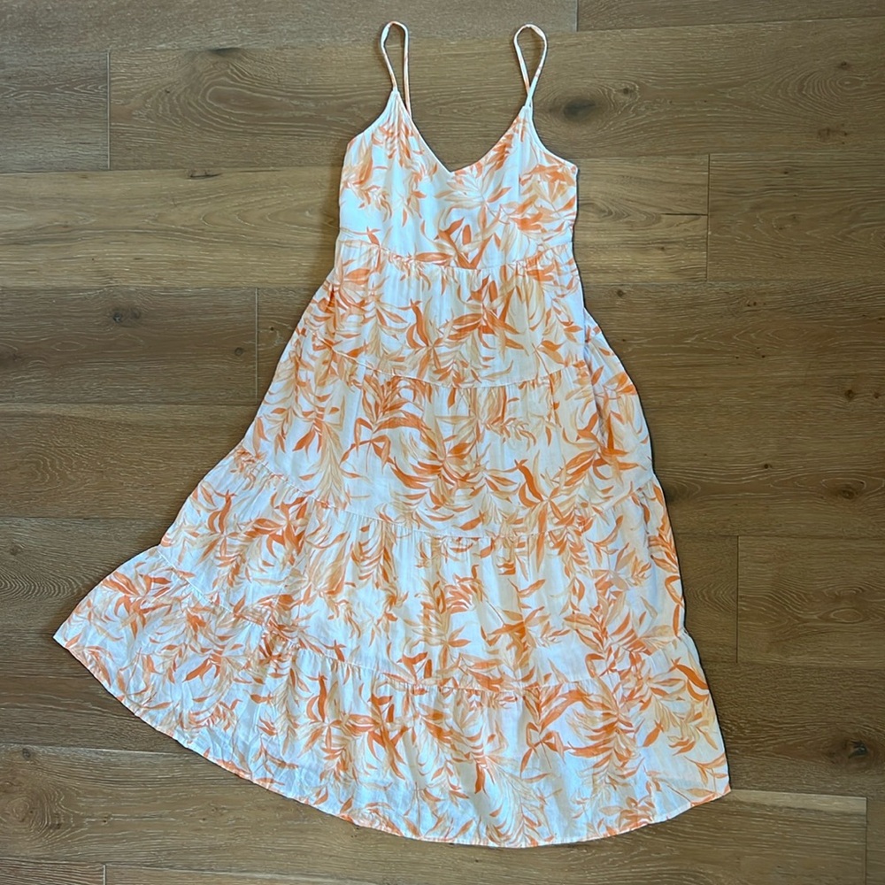 Abercrombie NWT Tiered Trapeze Maxi Dress